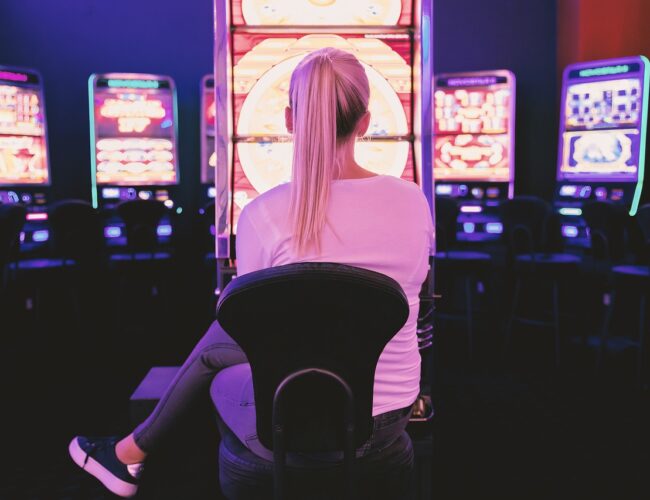 Hur man Jämför Välkomstbonusar på Casinon: Tips för att hitta den Bästa Dealen