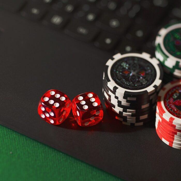 Live Dealer Casinospel: Så spelar du med Riktiga Dealers Online